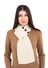 Load image into Gallery viewer, Aran Loop Scarf