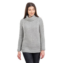 Load image into Gallery viewer, Ladies Turtleneck Ribbed Cable Knit Sweater