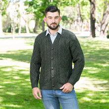 Load image into Gallery viewer, Mens V Neck Cable Cardigan