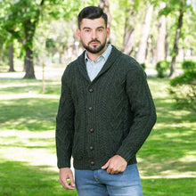 Load image into Gallery viewer, Mens Aran Cable Shawl-Collar Cardigan