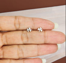 Load image into Gallery viewer, Refined Shamrock Stud Earrings in Silver