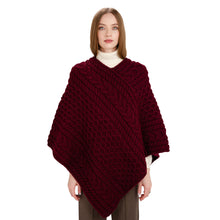 Load image into Gallery viewer, Saol cable knit poncho