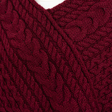 Load image into Gallery viewer, Saol cable knit poncho