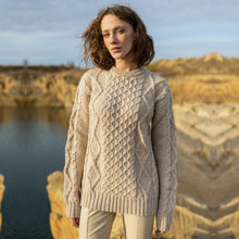 Load image into Gallery viewer, Saol Fisherman Cable Sweater