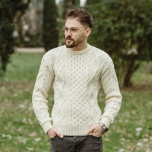 Load image into Gallery viewer, Saol Fisherman Cable Sweater