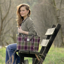 Load image into Gallery viewer, Harris Tweed 'Spey' Tote Bag