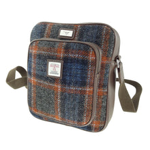 Load image into Gallery viewer, Scottish Tartan Harris Tweed Travel Bag