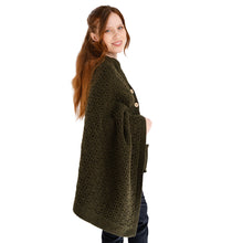Load image into Gallery viewer, Luxurious Knit Lambswool Poncho