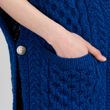 Load image into Gallery viewer, Ladies Pocket Shawl