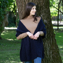 Load image into Gallery viewer, Classic Cable Wool Wrap
