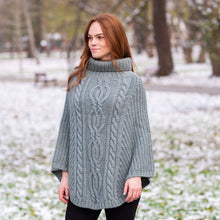 Load image into Gallery viewer, Cable Stitch Poncho
