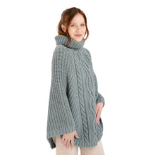 Load image into Gallery viewer, Cable Stitch Poncho