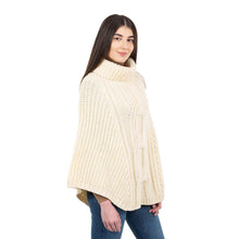 Load image into Gallery viewer, Cable Cowlneck Poncho