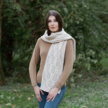 Load image into Gallery viewer, Aran Leaf Scarf