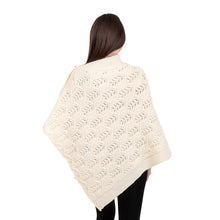Load image into Gallery viewer, Merino Wool Ladie's Poncho with buttons