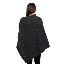 Load image into Gallery viewer, Merino Wool Ladie's Poncho with buttons