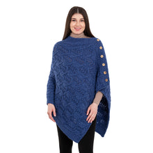 Load image into Gallery viewer, Merino Wool Ladie's Poncho with buttons