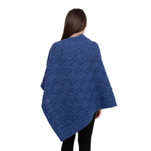 Load image into Gallery viewer, Merino Wool Ladie's Poncho with buttons