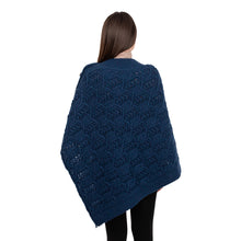 Load image into Gallery viewer, Merino Wool Ladie's Poncho with buttons