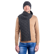 Load image into Gallery viewer, Wool Cable Knit Scarf