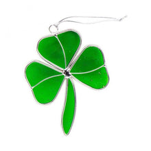Load image into Gallery viewer, Wee Glass Shamrock-set 3