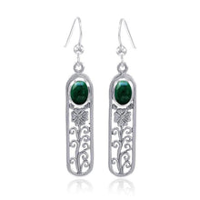Load image into Gallery viewer, Soothing Flower Designed Gem Earrings