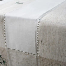 Load image into Gallery viewer, Packs of Linen Kinsale Shamrock Table Runner 14x72 Inches