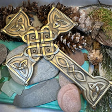 Load image into Gallery viewer, Celtic Love Cross Plaque